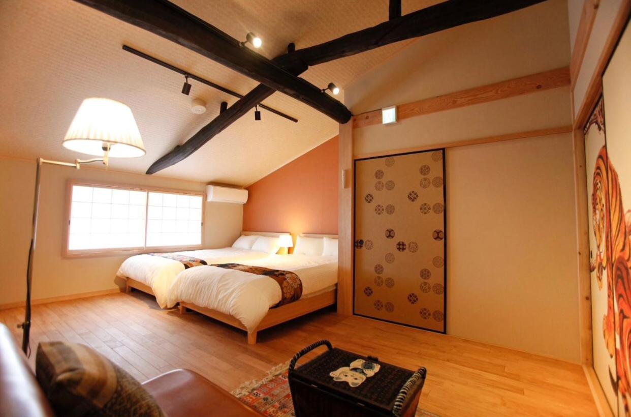京町家の宿 三石 Kyoto Exterior photo